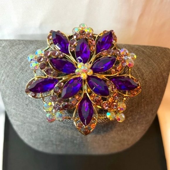 Purple Pearl and Bling Costume Brooch - Picture 1 of 2
